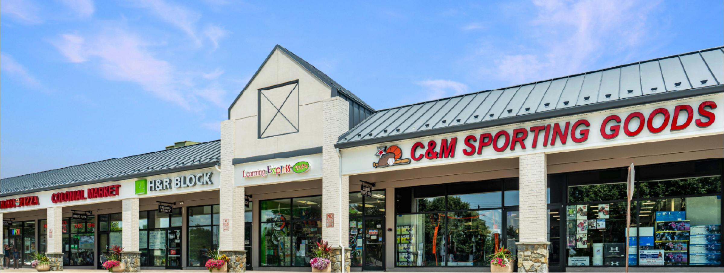 storefronts of the Manoa Shopping Center in Havertown, PA